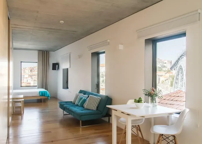 Apart Otel Oh! Porto 4*