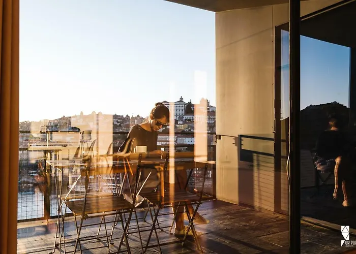 Oh! Porto Aparthotel